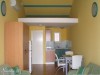Zeleni studio apartman sastoji se od: dnevni boravak s kuhinjom, blagovaonicom i 2 kauča za 2 odrasle osobe u jednoj prostoriji; kupaonica